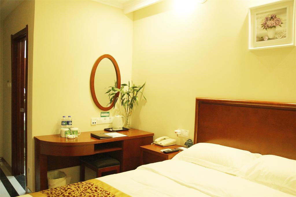 Greentree Inn Wenzhou Lucheng Xiaonanmen Express Hotel Eksteriør billede